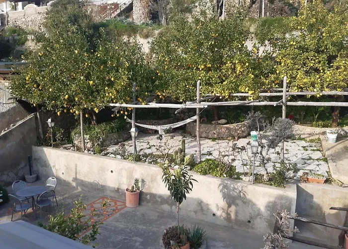 Дом отдыха Giardino Eden Праяно